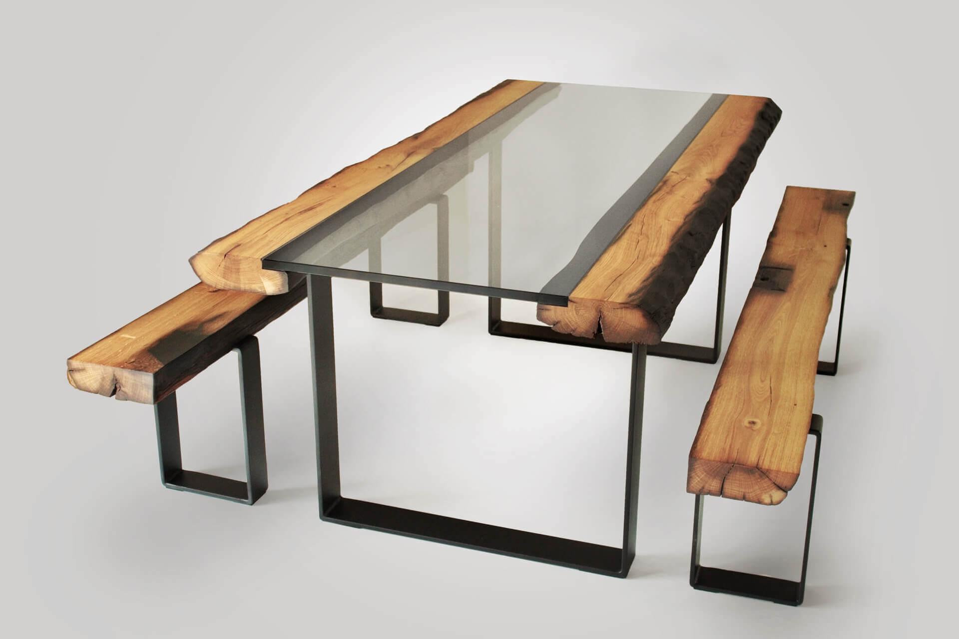 Sitzgruppe Massivholz mit Glasplatte